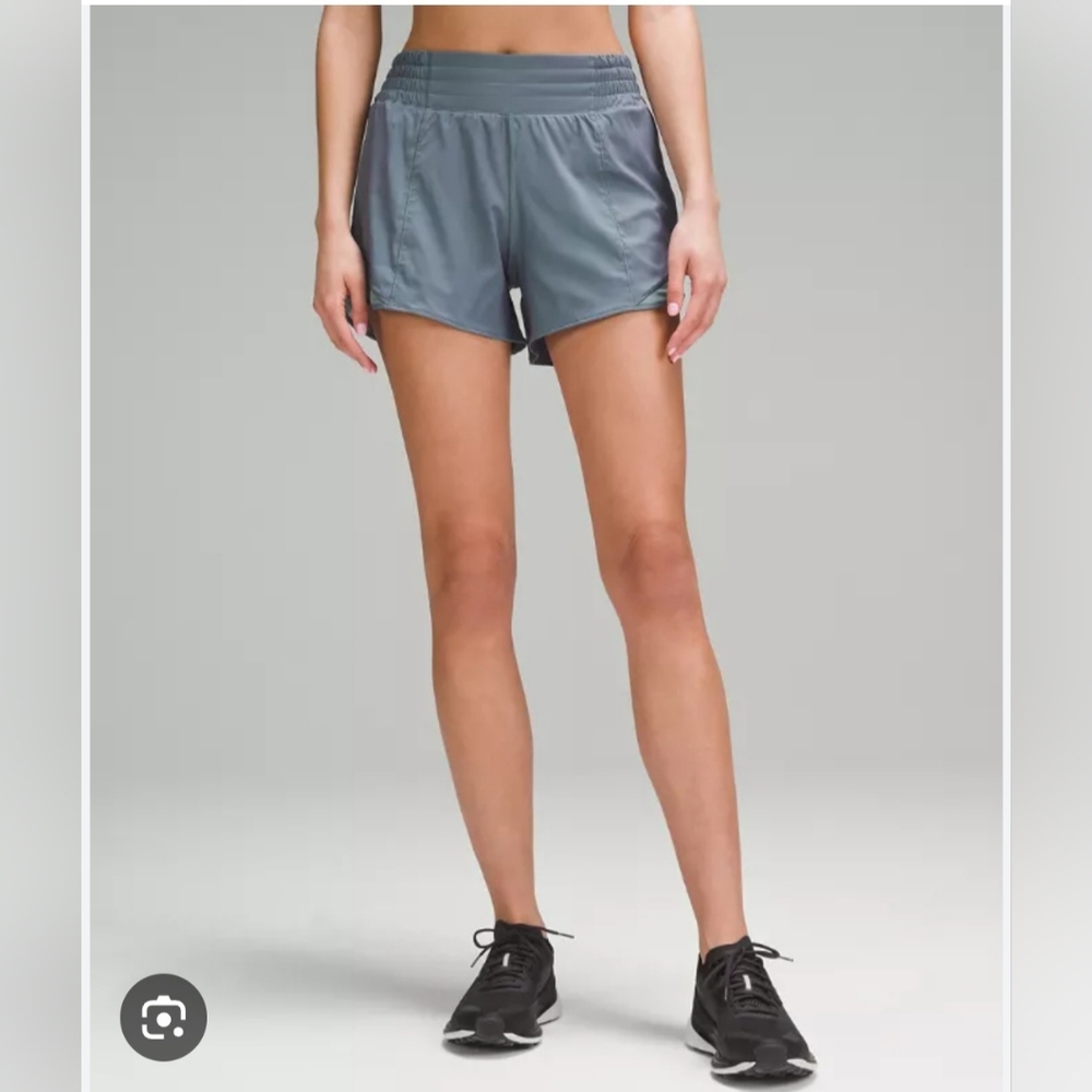 Lululemon hotty hot 4" High Rise iridescent